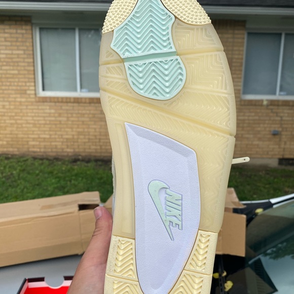 Off White Sail Jordan Retro 4 - Picture 12 of 15